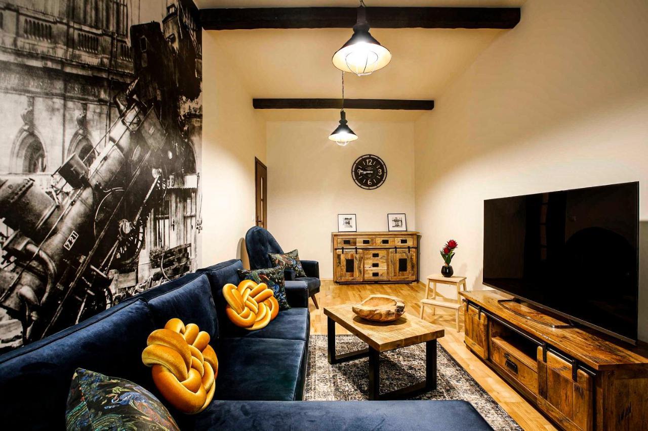 2-Room Apartment With Kitchen, Heart Of Cracow Old Town 克拉科夫 外观 照片