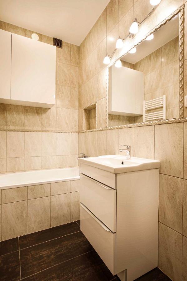 2-Room Apartment With Kitchen, Heart Of Cracow Old Town 克拉科夫 外观 照片