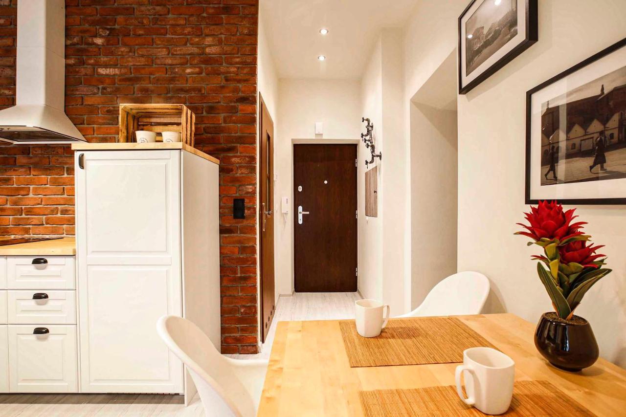 2-Room Apartment With Kitchen, Heart Of Cracow Old Town 克拉科夫 外观 照片
