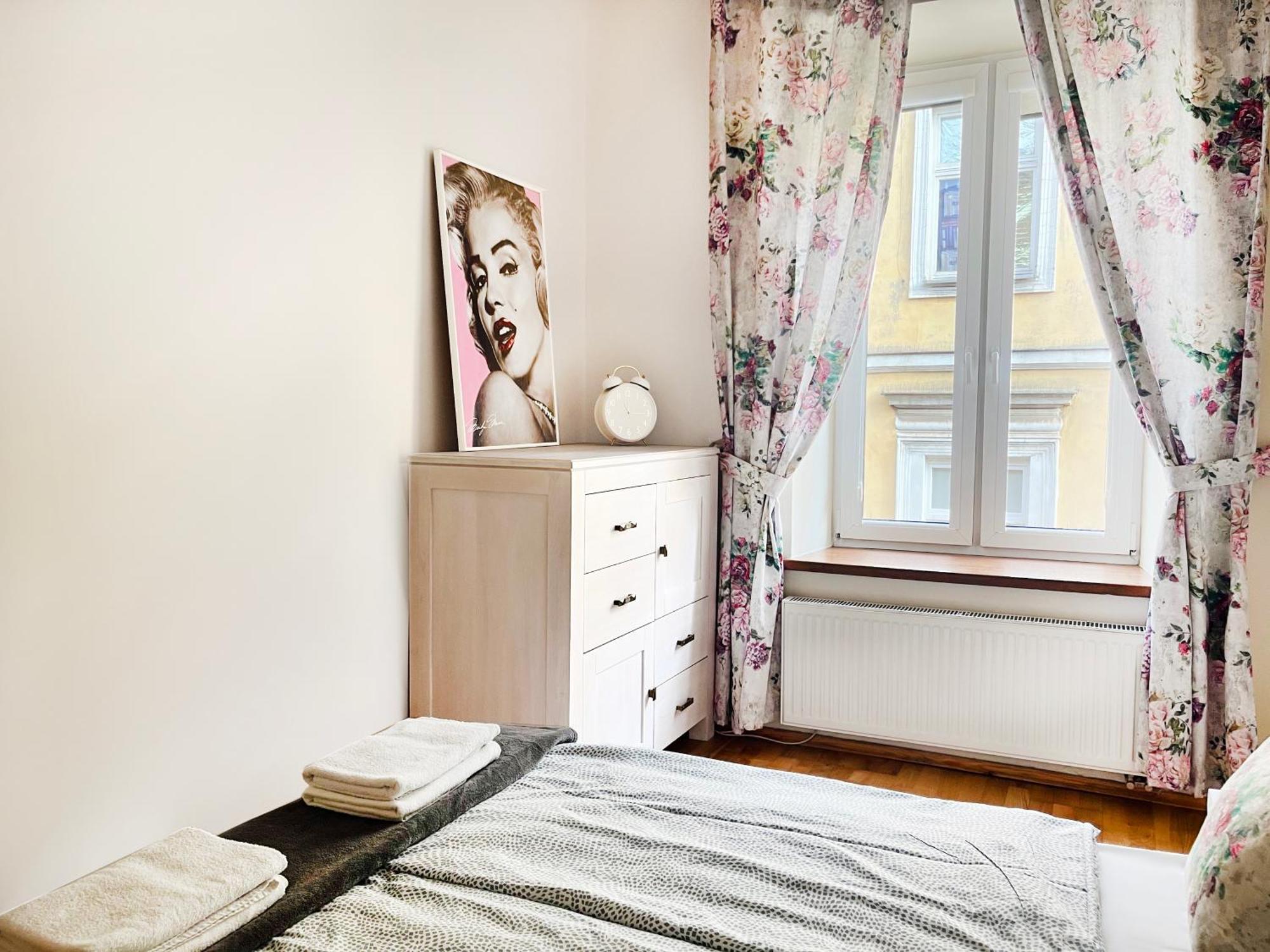 2-Room Apartment With Kitchen, Heart Of Cracow Old Town 克拉科夫 外观 照片